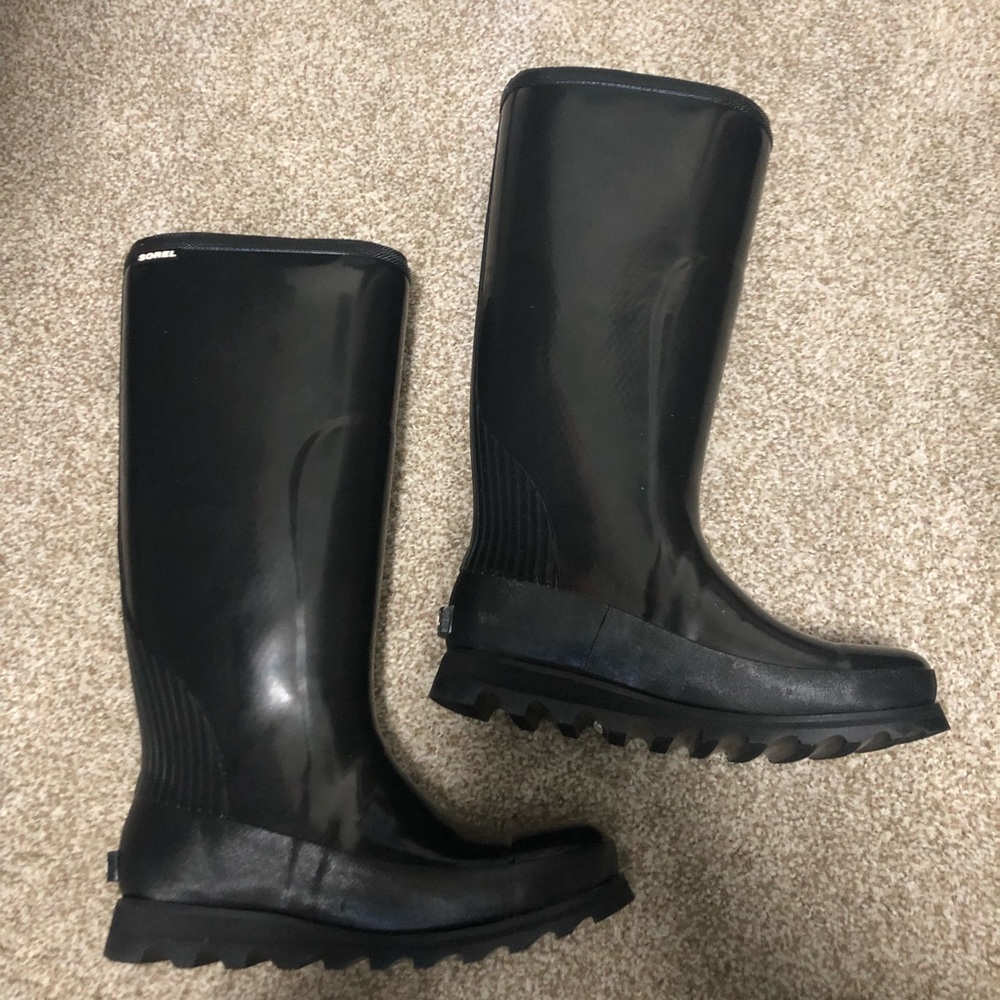 New Sorel Joan tall gloss rain boots